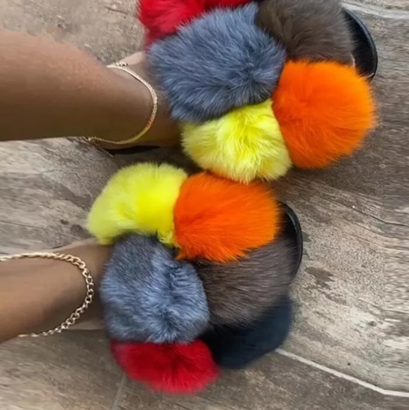 Shoes - FUR MULTI COLOR SLIPPER SLIDE 8-9